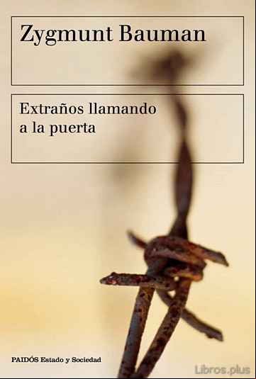 Descargar gratis ebook EXTRAÑOS LLAMANDO A LA PUERTA en epub