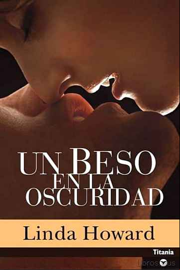 Descargar gratis ebook UN BESO EN LA OSCURIDAD en epub